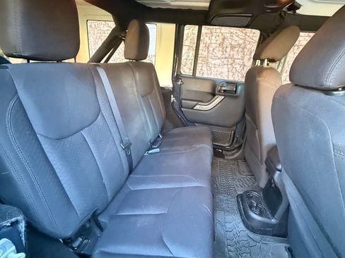 Used 2017 Jeep Wrangler Unlimited Sport w/ Quick Order Package 24S image 13