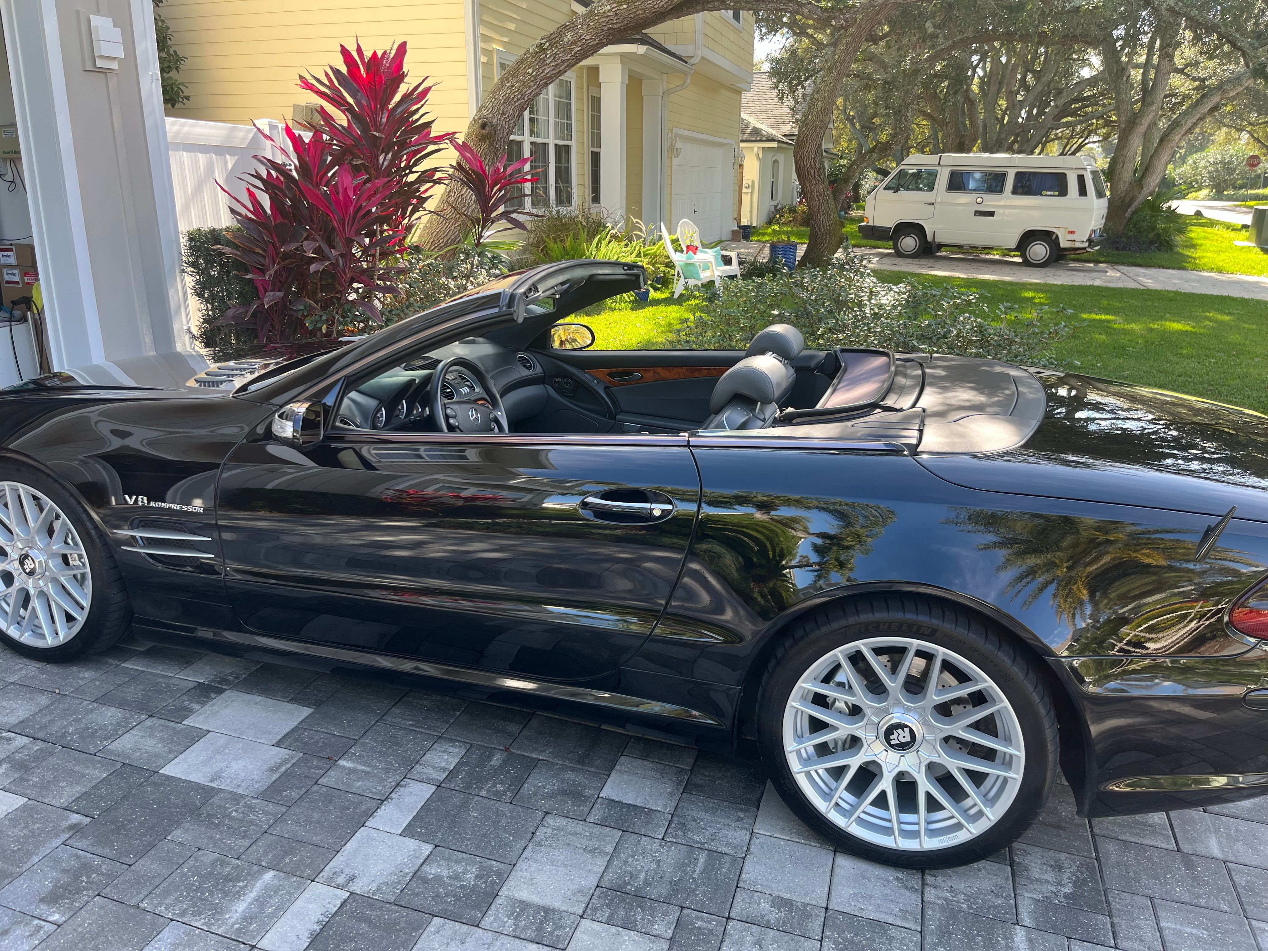 Used 2004 Mercedes-Benz SL 55 AMG image 4