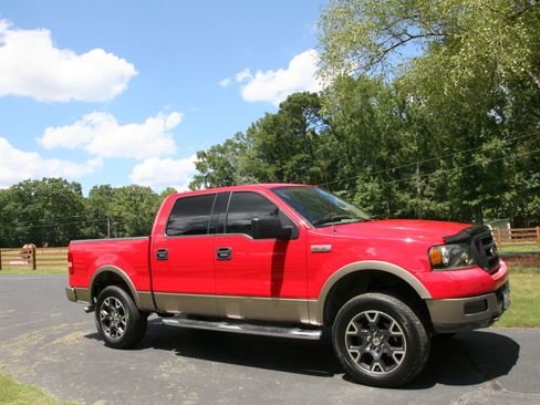 Used 2004 Ford F150 Lariat image 9
