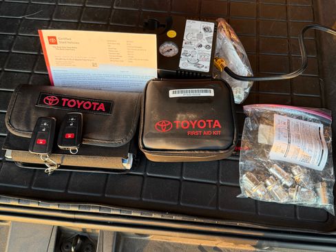 Used 2024 Toyota 4Runner TRD Off-Road Premium w/ Moonroof Package image 15