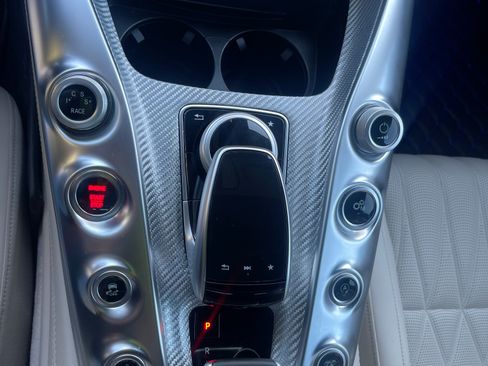 Used 2019 Mercedes-Benz AMG GT C image 13