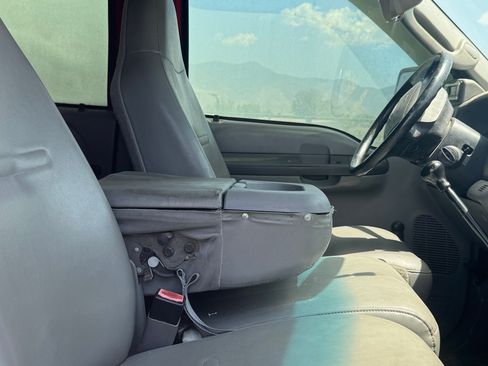 Used 2004 Ford F250 Lariat image 17