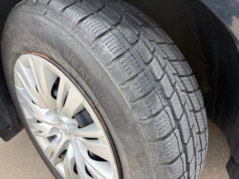 Used 2013 Toyota Camry LE image 10