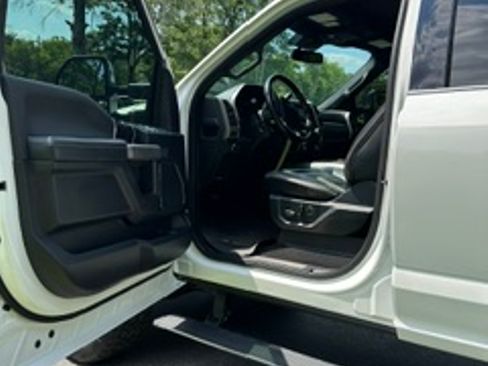 Used 2021 Ford F250 Platinum AWD/4WD image 8