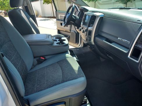 Used 2017 RAM 1500 Big Horn RWD image 5
