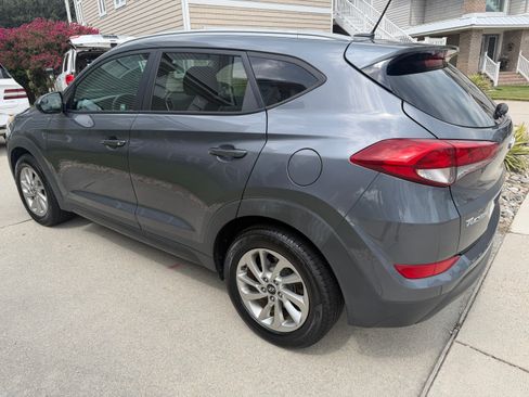Used 2016 Hyundai Tucson SE w/ Option Group 02 FWD image 4