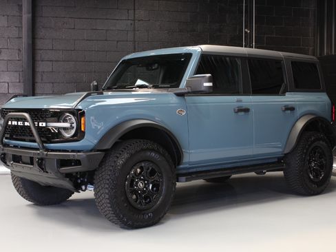 Used 2023 Ford Bronco Badlands image 1
