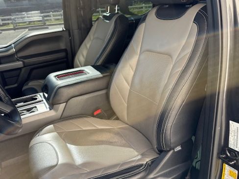 Used 2018 Ford F150 XLT w/ Equipment Group 302A Luxury image 13