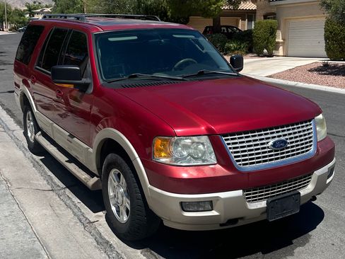 Used 2005 Ford Expedition Eddie Bauer AWD/4WD image 1