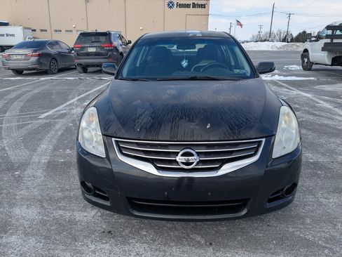 Used 2011 Nissan Altima 2.5 S w/ Special Edition Pkg image 5