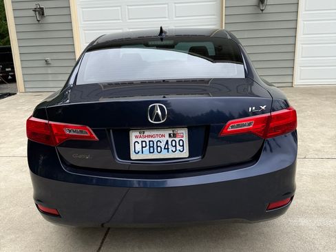 Used 2013 Acura ILX FWD image 8