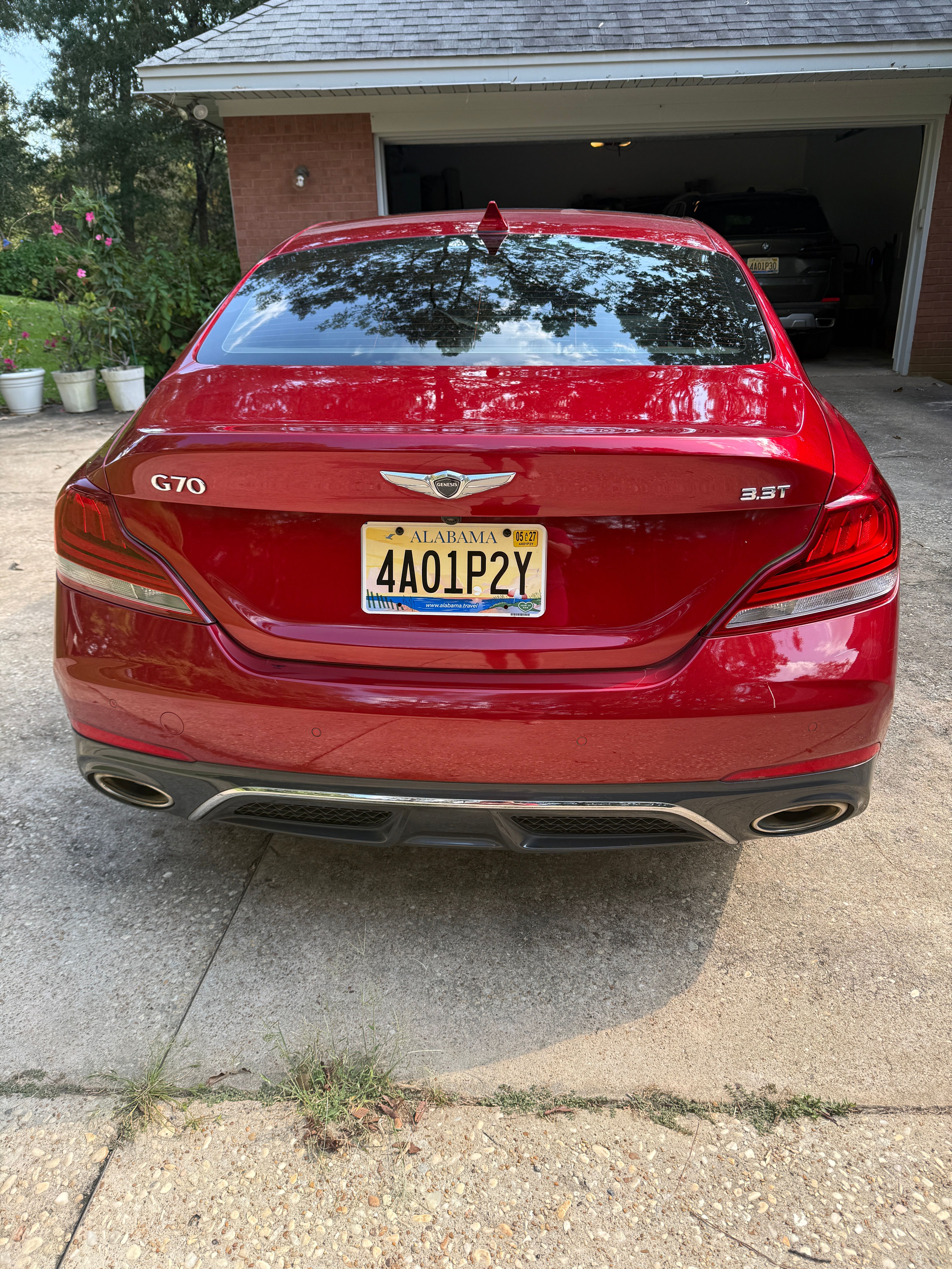 Used 2020 Genesis G70 3.3T w/ Prestige Package RWD image 2