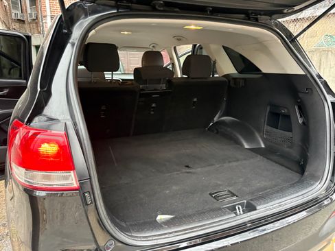 Used 2017 Kia Sorento LX Sport Utility 4D image 12