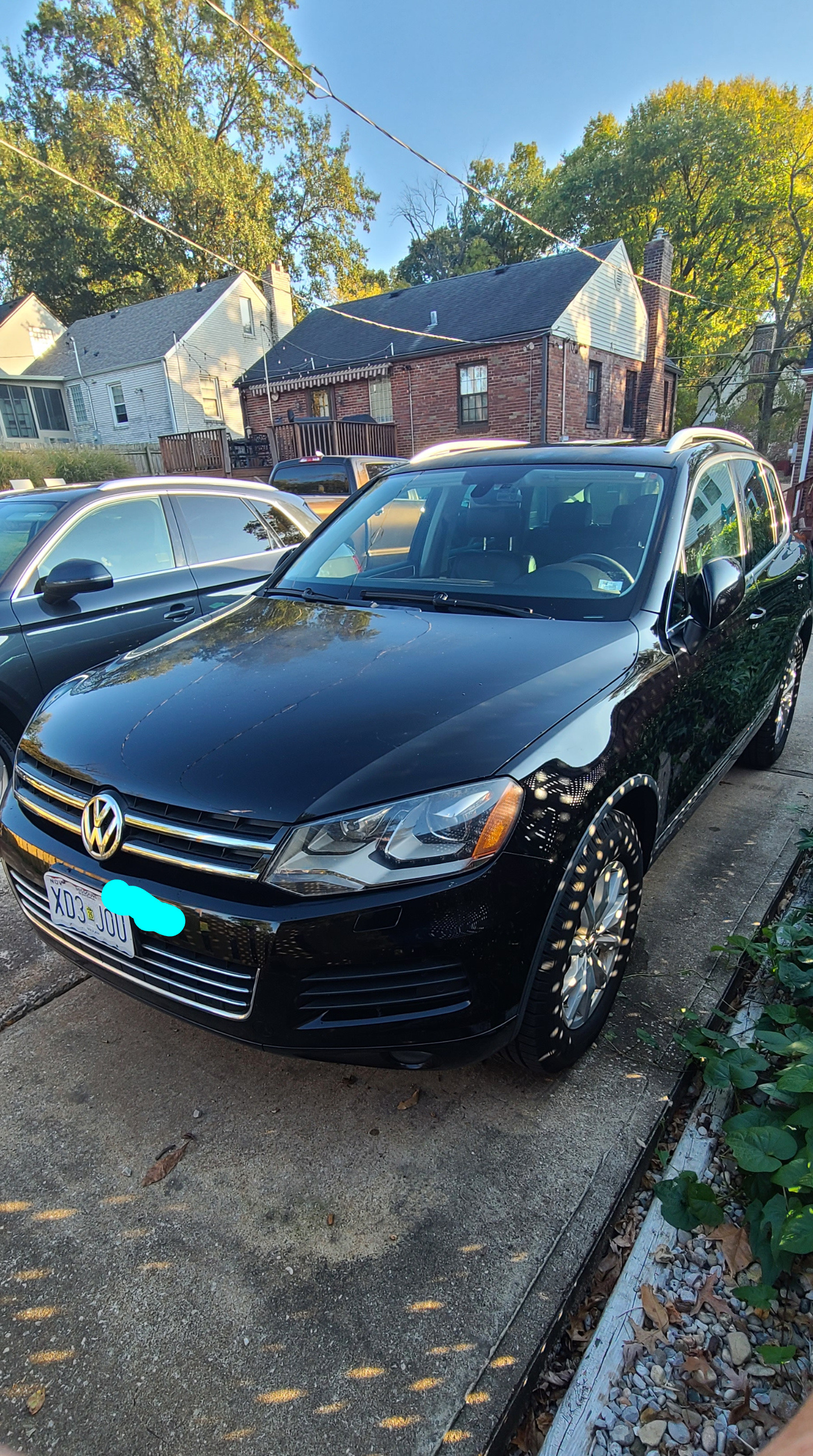 Used 2012 Volkswagen Touareg Executive AWD/4WD image 7