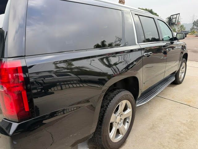 Used 2020 Chevrolet Suburban Premier RWD image 6