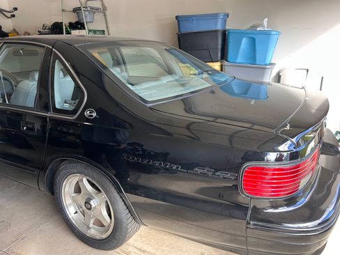 Used 1996 Chevrolet Impala SS RWD image 10