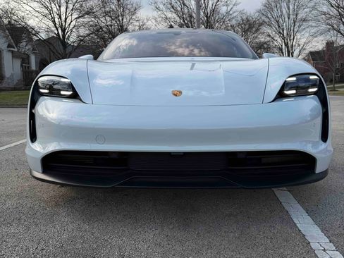 Used 2022 Porsche Taycan 4S image 1