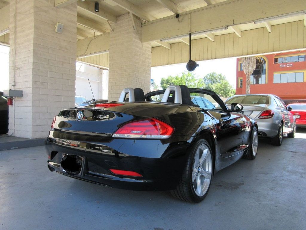 Used 2012 BMW Z4 sDrive28i RWD image 8