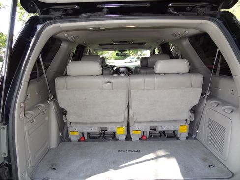 Used 2006 Toyota Sequoia Limited image 30