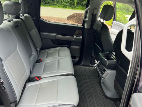 Used 2022 Ford F150 Lariat image 16