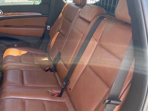 Used 2012 Jeep Grand Cherokee Overland AWD/4WD image 17
