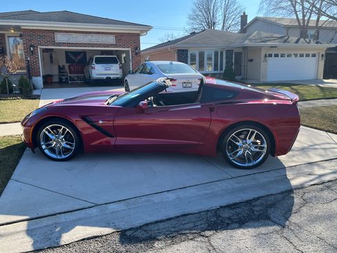 Used 2014 Chevrolet Corvette Stingray Coupe w/ 2LT Preferred Equipment Group image 2