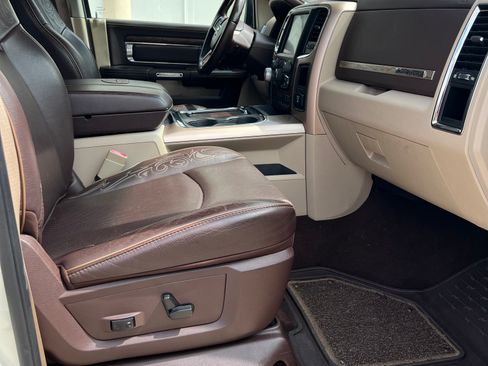 Used 2016 RAM 1500 Laramie Longhorn w/ Convenience Group image 12