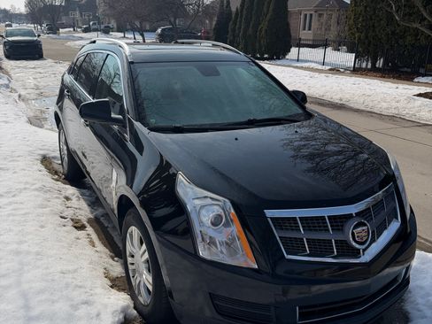 Used 2012 Cadillac SRX Luxury FWD image 2