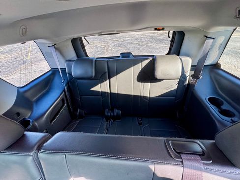 Used 2017 Chevrolet Tahoe LT w/ LT Signature Package image 9