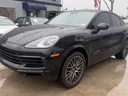 Used 2021 Porsche Cayenne Coupe image 10
