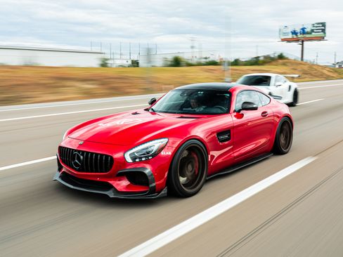 Used 2016 Mercedes-Benz AMG GT S image 2