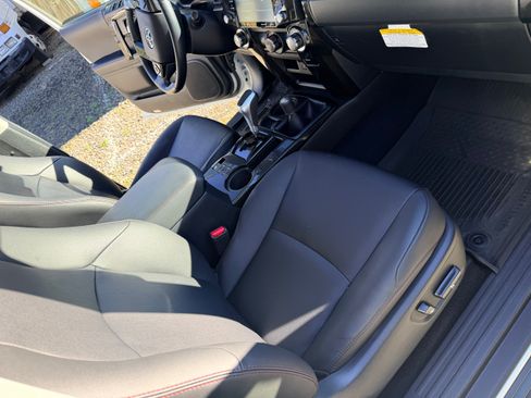 Used 2023 Toyota 4Runner TRD Off-Road Premium image 16