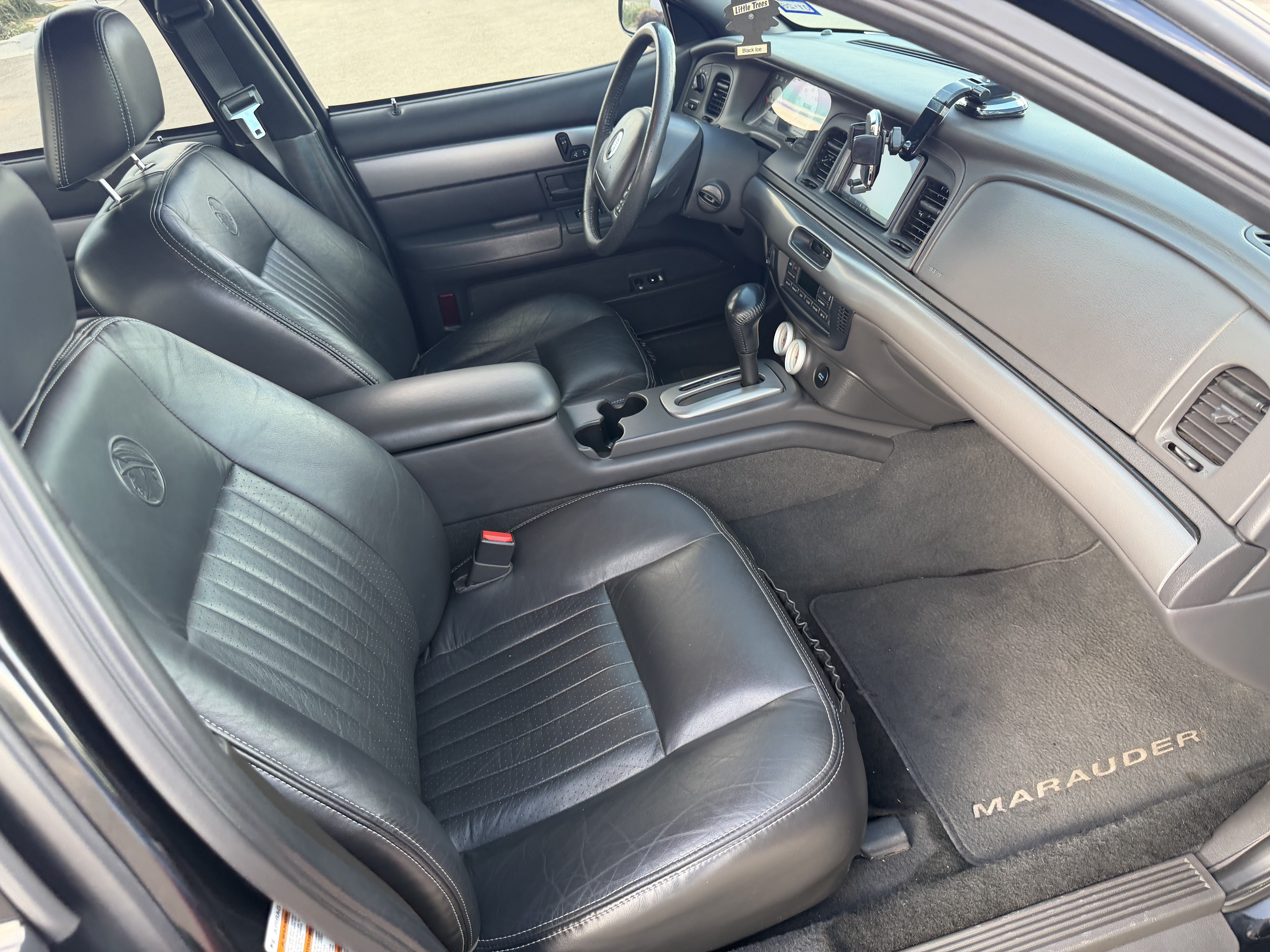 Used 2003 Mercury Marauder RWD image 25