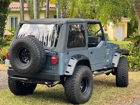 Used 1999 Jeep Wrangler Sport image 11