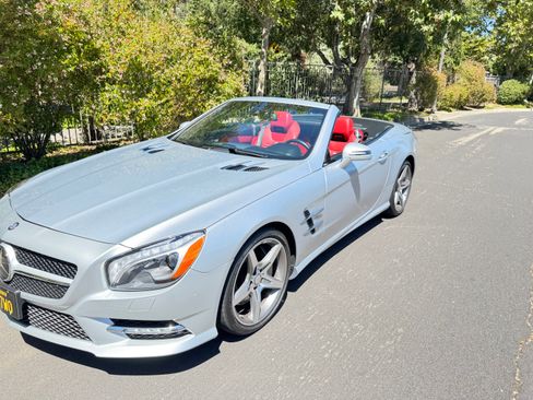 Used 2013 Mercedes-Benz SL 550 image 13
