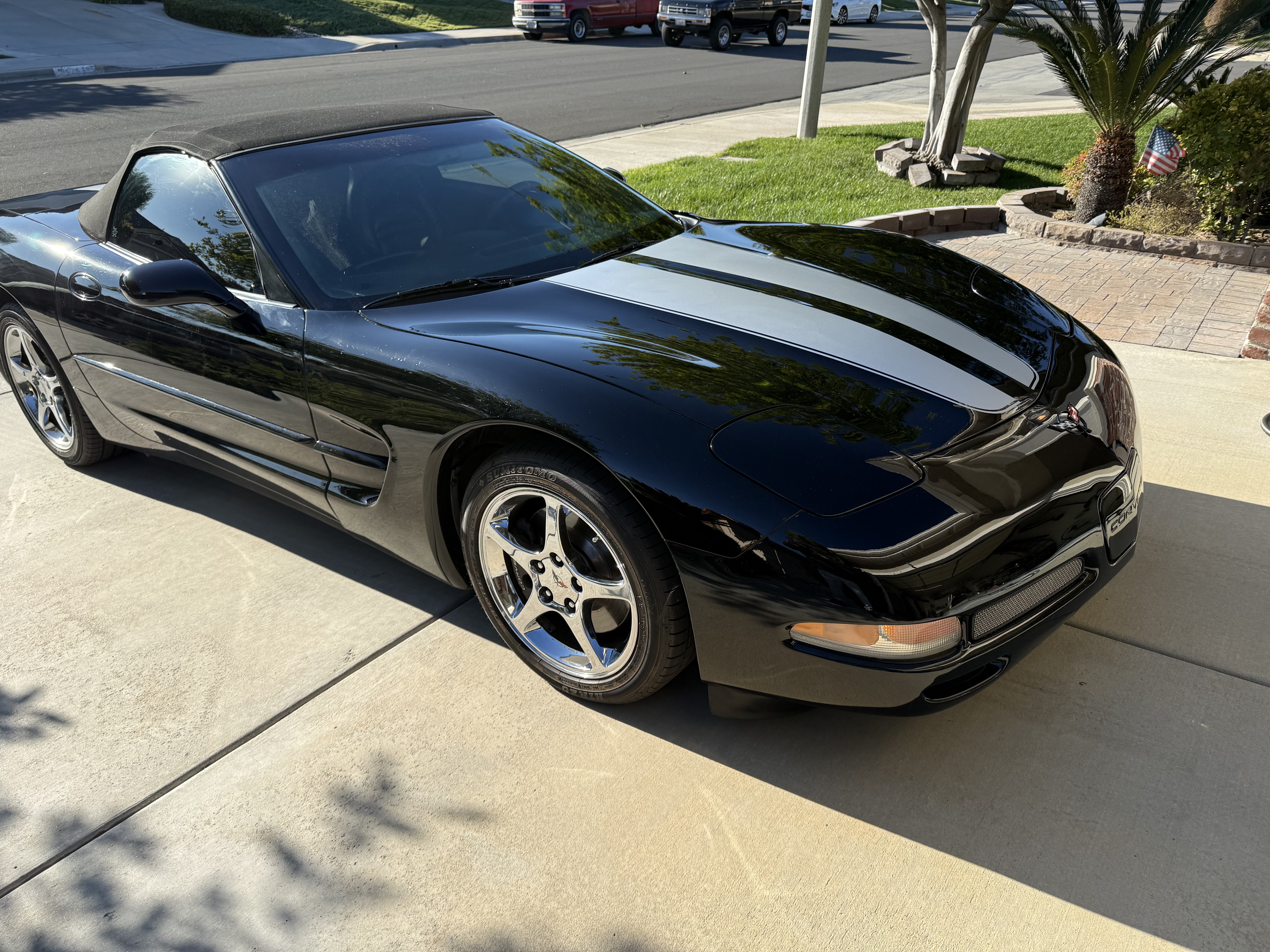 Used 2004 Chevrolet Corvette Convertible w/ Preferred Equipment Group RWD image 10