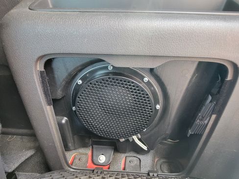 Used 2009 Ford Explorer Sport Trac Limited image 24