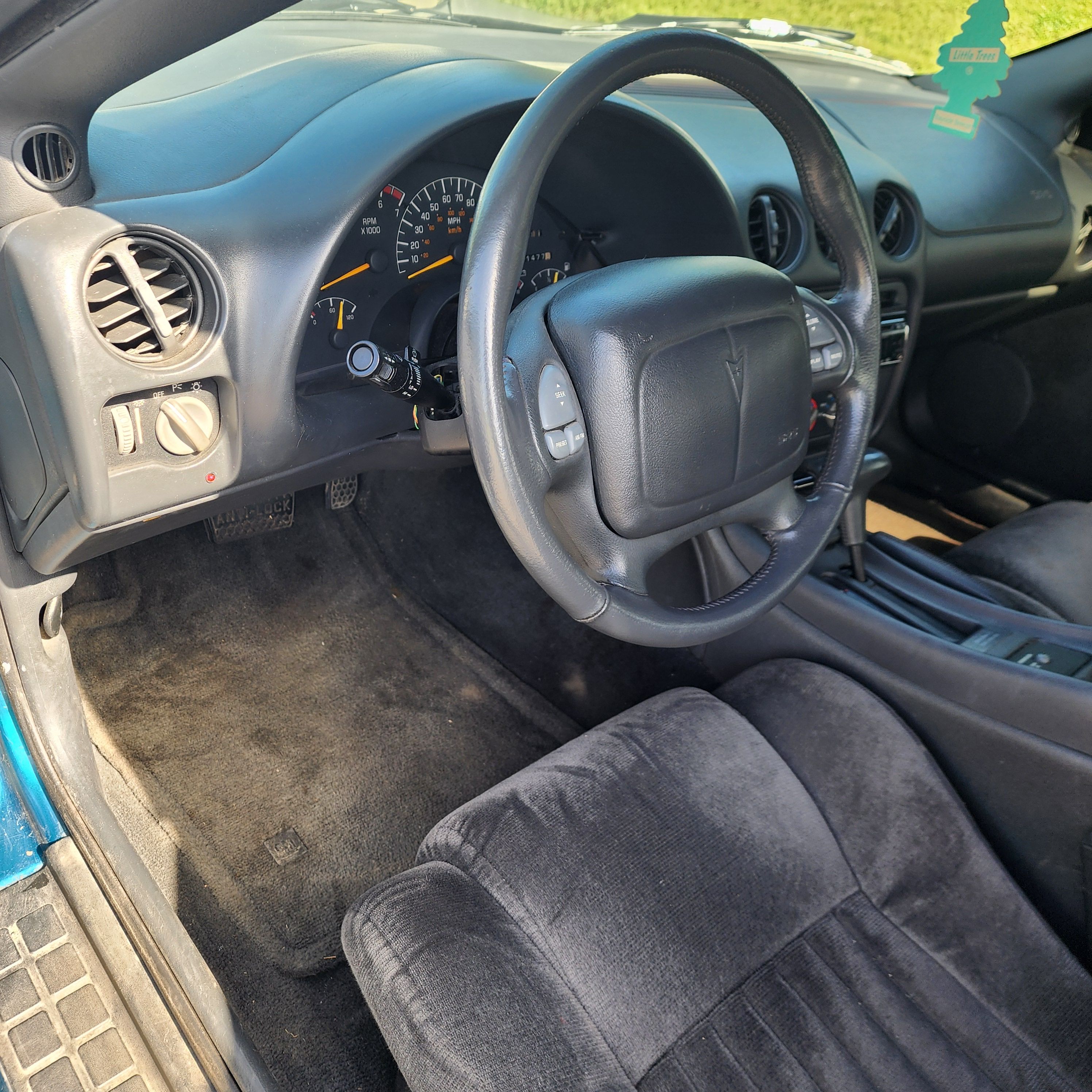 Used 1996 Pontiac Firebird Coupe RWD image 14