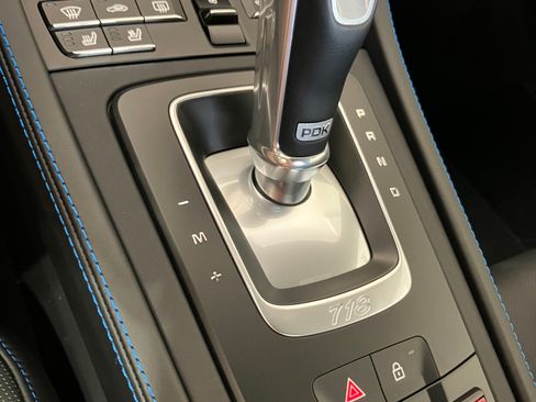 Used 2025 Porsche 718 Cayman GT4 image 24