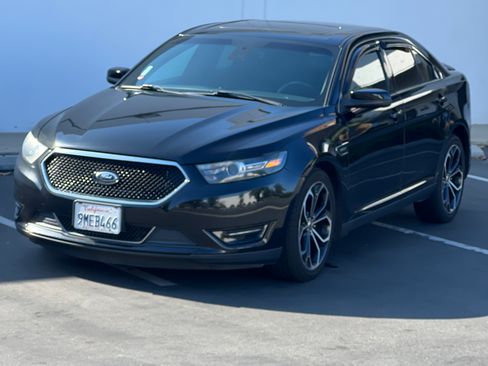 Used 2014 Ford Taurus SHO w/ Equipment Group 401A AWD/4WD image 2