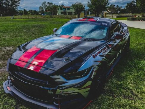 Used 2015 Ford Mustang GT w/ GT Performance Package image 4