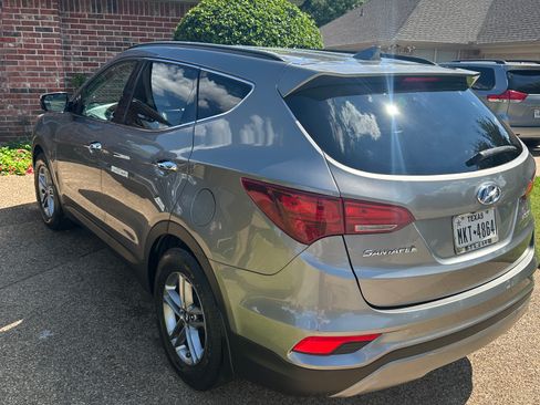 Used 2018 Hyundai Santa Fe Sport w/ 2.4L Value Package 02 FWD image 16