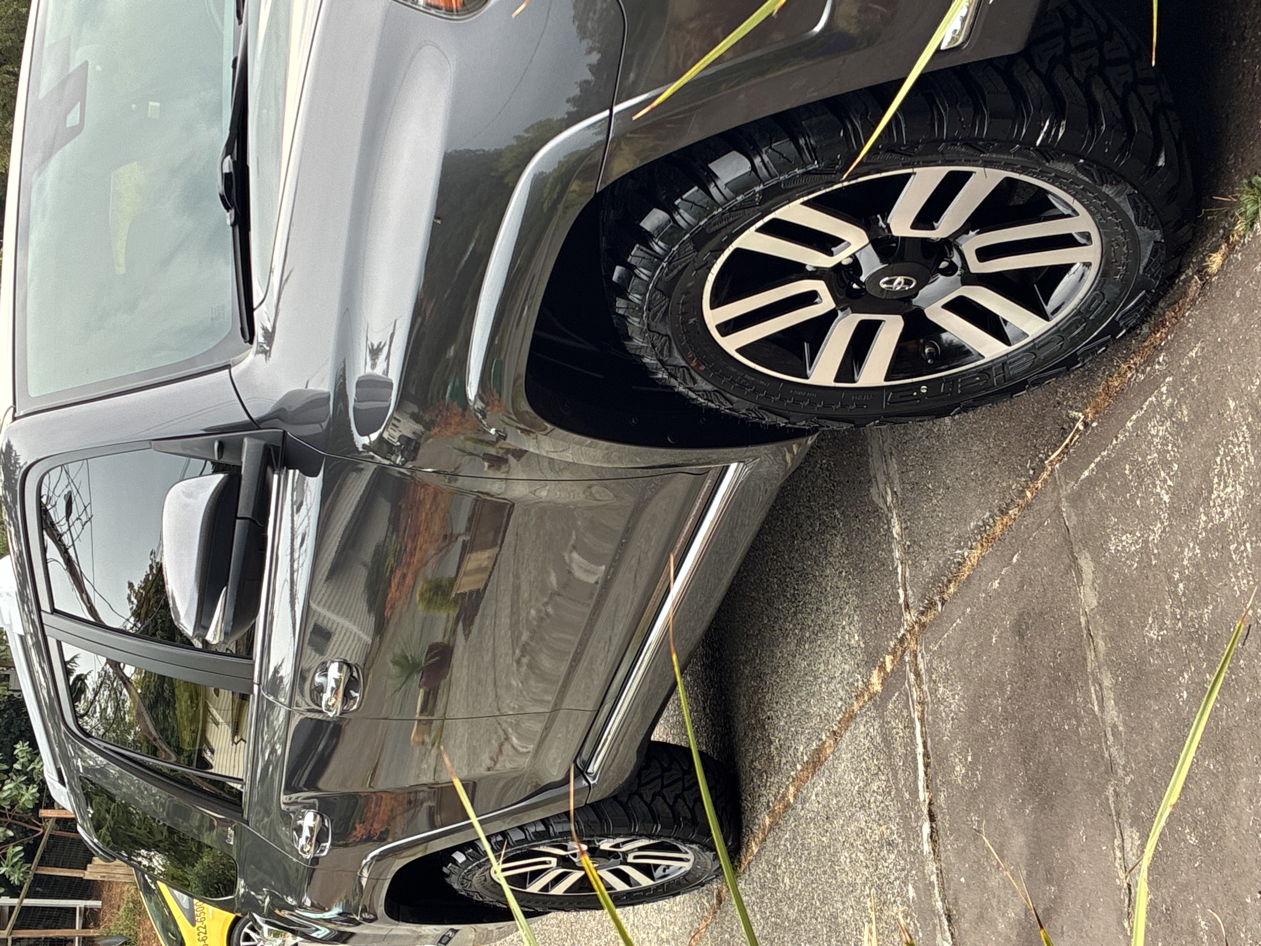 Used 2021 Toyota 4Runner Limited AWD/4WD image 8