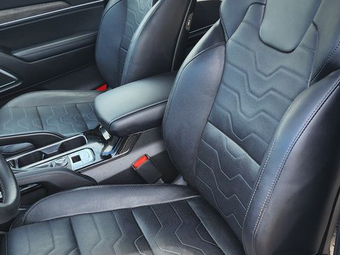 Used 2022 Kia Telluride SX w/ SX Prestige Package image 17