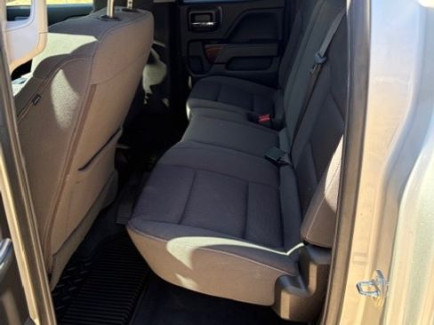 Used 2019 GMC Sierra 1500 SLE w/ SLE Value Package image 10