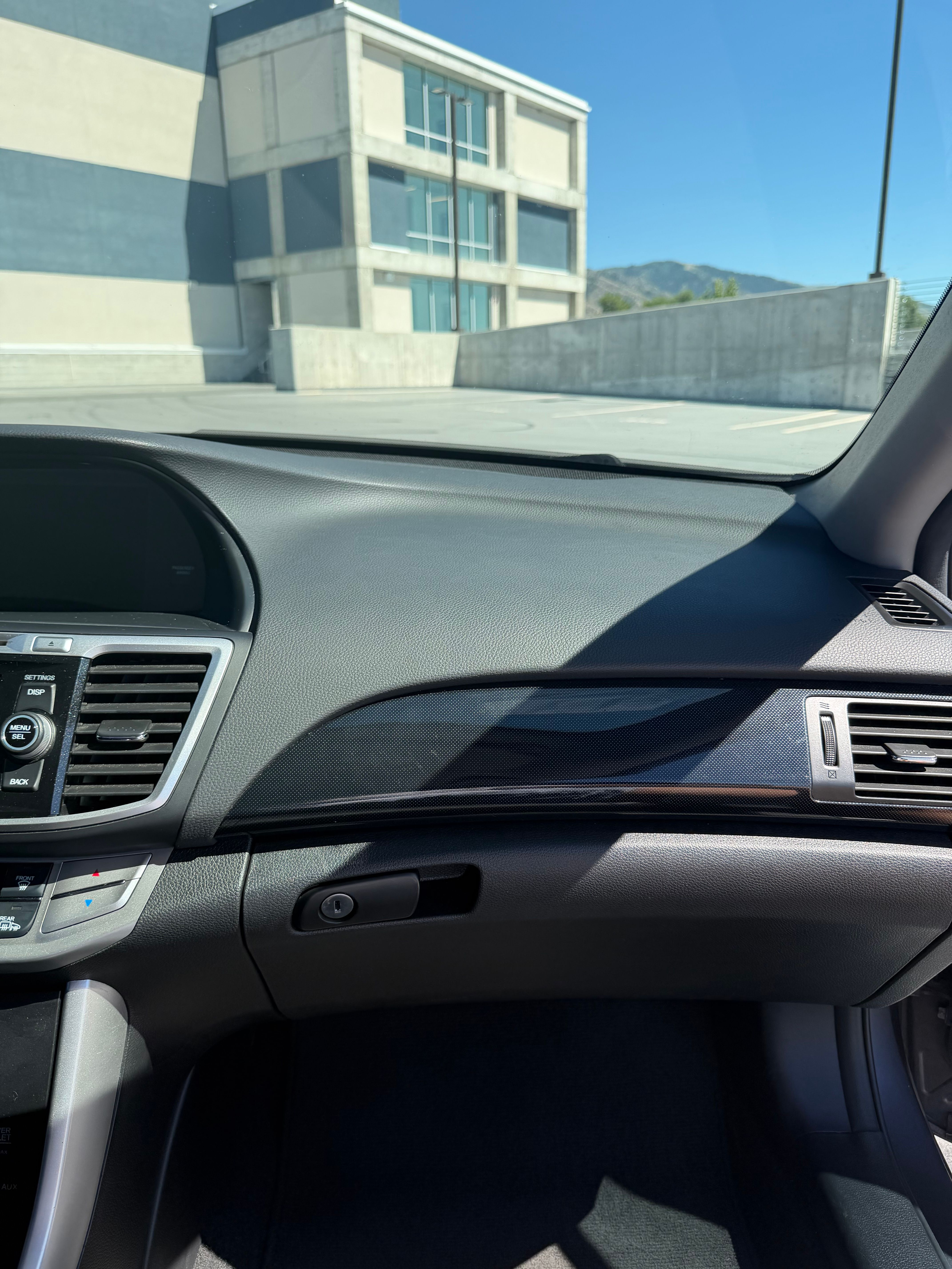 Used 2015 Honda Accord EX-L image 23