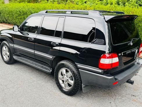 Used 2004 Toyota Land Cruiser AWD/4WD image 5