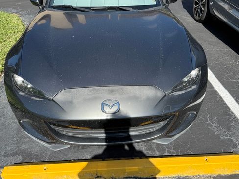 Used 2017 MAZDA MX-5 Miata RF Grand Touring image 1