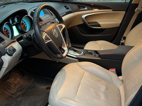 Used 2011 Buick Regal CXL Turbo w/ TO2 Preferred Equipment Group image 10