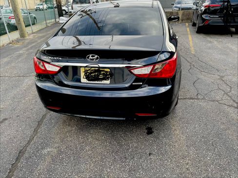 Used 2013 Hyundai Sonata Limited w/ Premium Pkg image 5